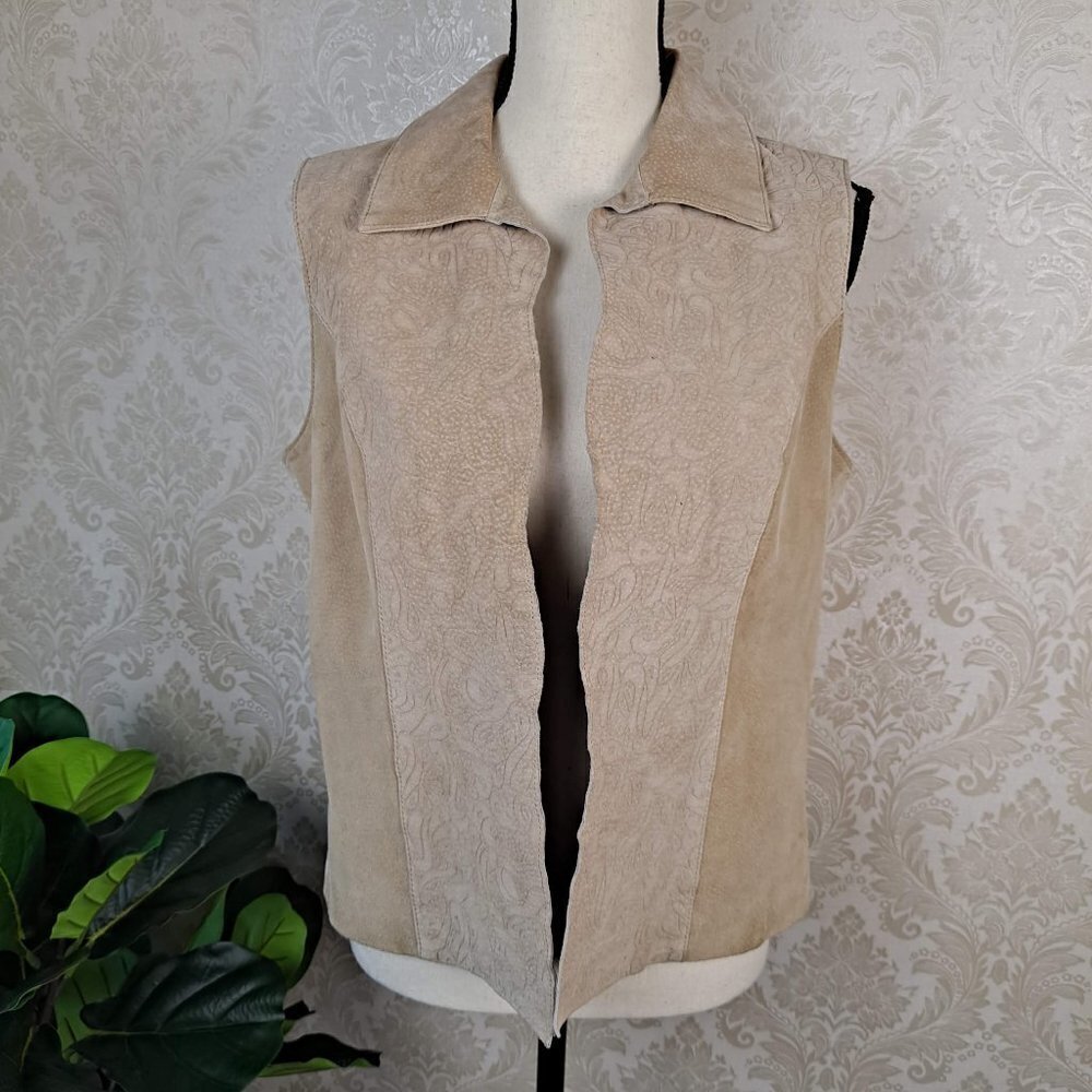 Coldwater Creek Size Medium Tan 100% Leather Vest Stamped Front Lined EUC
